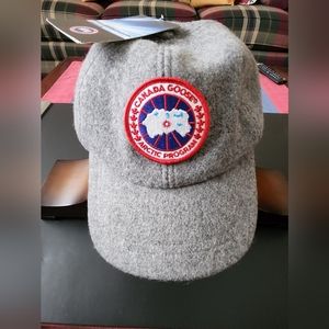 Canada Goose Brand New Vintage Grey  Wool Winter Baseball Cap.